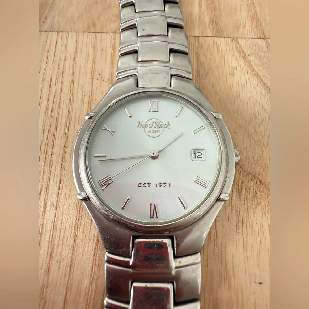 Fossil Hard Rock Cafe silver tone stainless steel watch NEW BATTERY